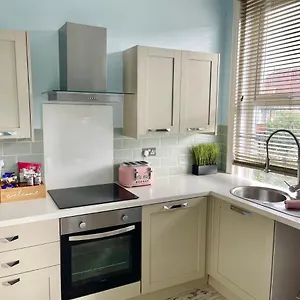 Seaside Sundae Apartment